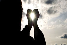 海上“速度与激情” 全国顶级帆板、风筝板赛事在北海举行央视新闻客户端.